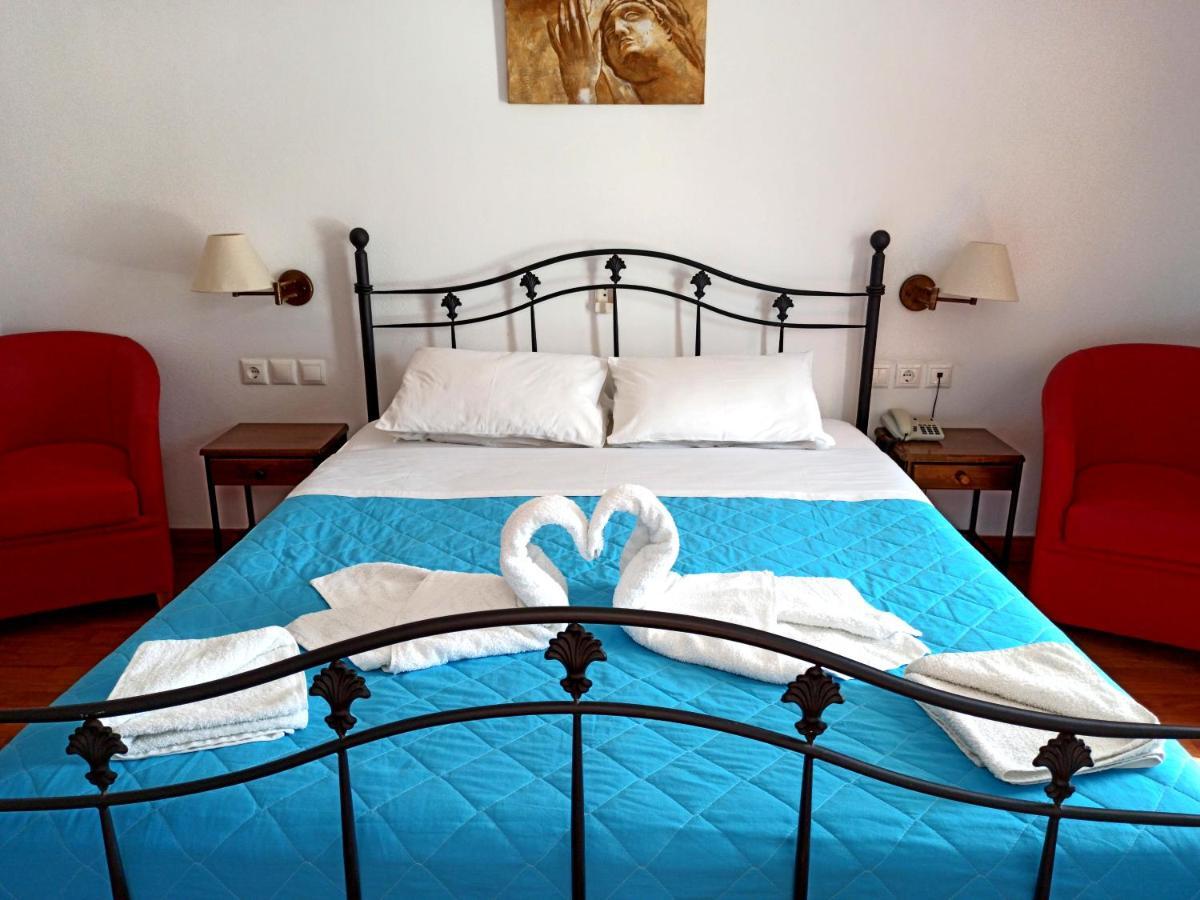 Ellibay Aparthotel Livadia  Bagian luar foto