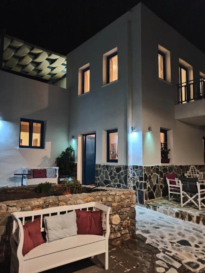 Ellibay Aparthotel Livadia  Bagian luar foto