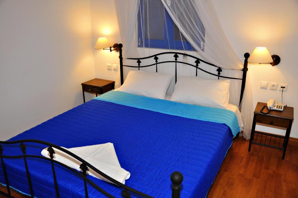 Ellibay Aparthotel Livadia  Bagian luar foto