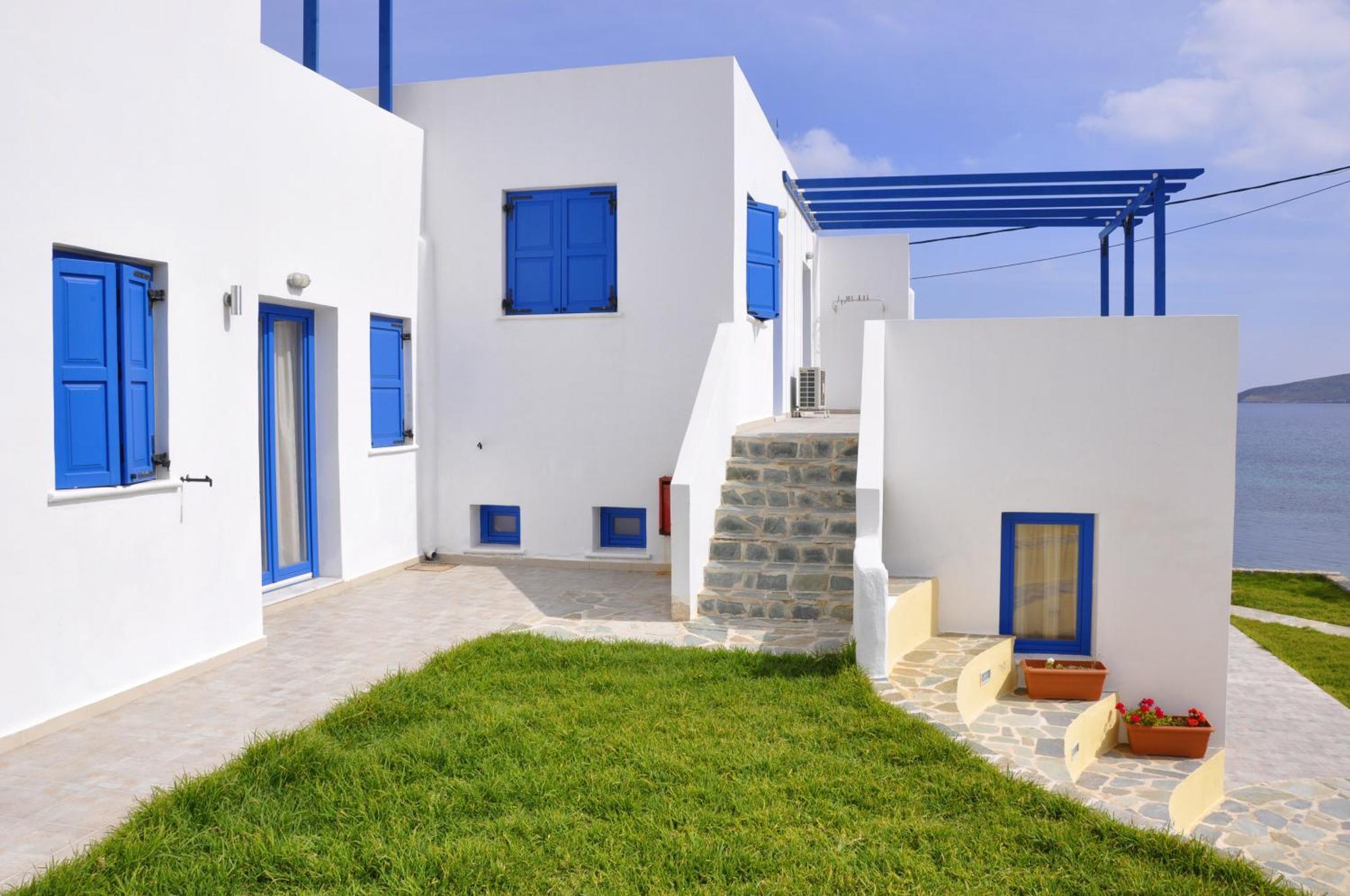 Ellibay Aparthotel Livadia  Bagian luar foto